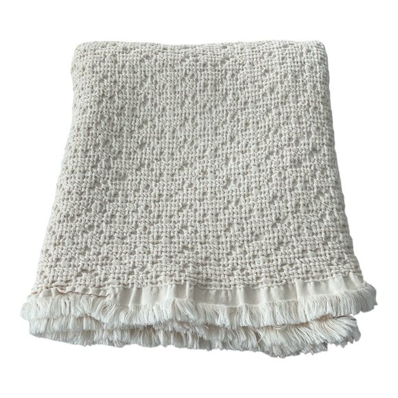 Vela Home Ivory Textured Cotton Throw Blanket – Woven Fringe Edge – Made in Port - Picture 1 of 6